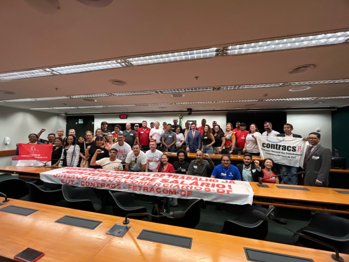 Trabalhadores (as) no comércio e setor de serviços são representados em audiência pela redução da jornada e fim da escala 6x1