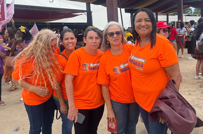 Sindicom-DF marca presença na 2ª Marcha das Mulheres Negras e reforça luta por direitos e igualdade