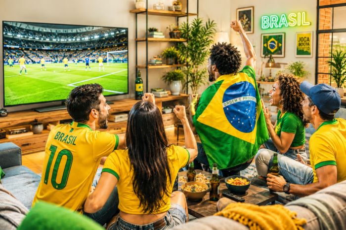 Sindicom-DF garante regras para que comerciários e comerciárias acompanhem os jogos do Brasil
